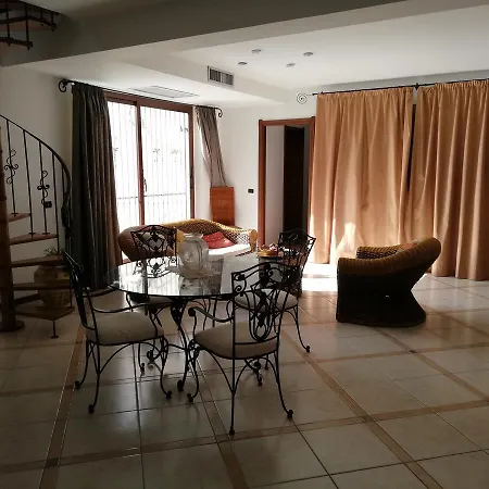 Casa Sbrizza Holiday home Rosolini