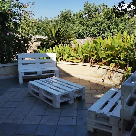 Casa Sbrizza Holiday home Rosolini