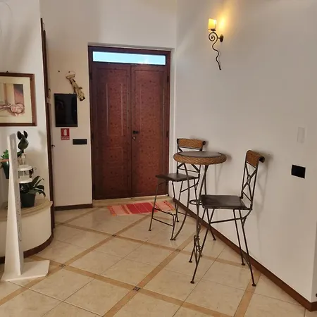 Casa Sbrizza Holiday home *