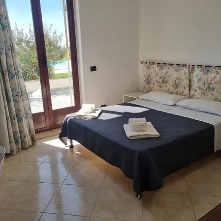 Casa Sbrizza Holiday home *
