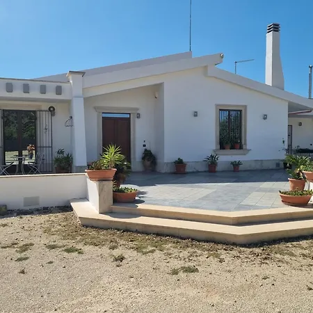 Casa Sbrizza Holiday home *